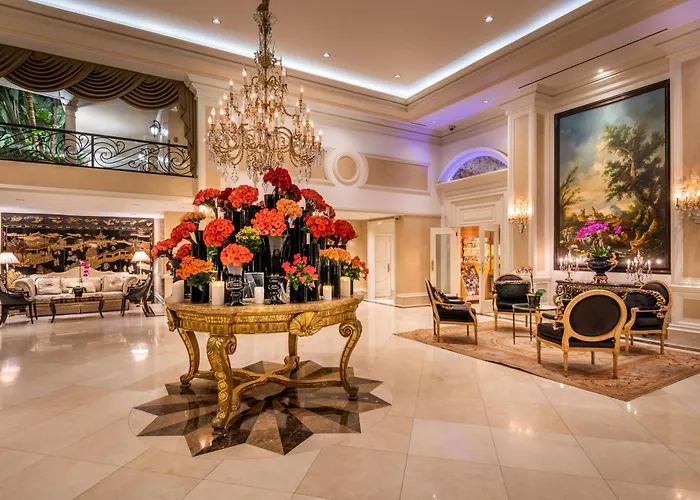 Beverly Hills Plaza Hotel & Spa